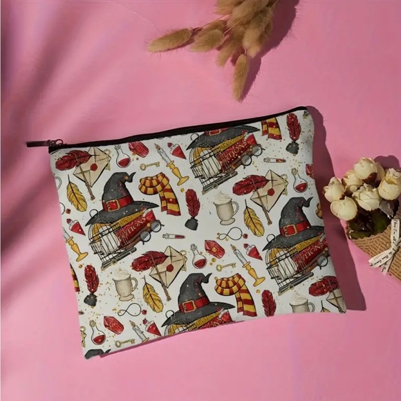 Harry Potter Zipper Pouch - Picture 8 of 9